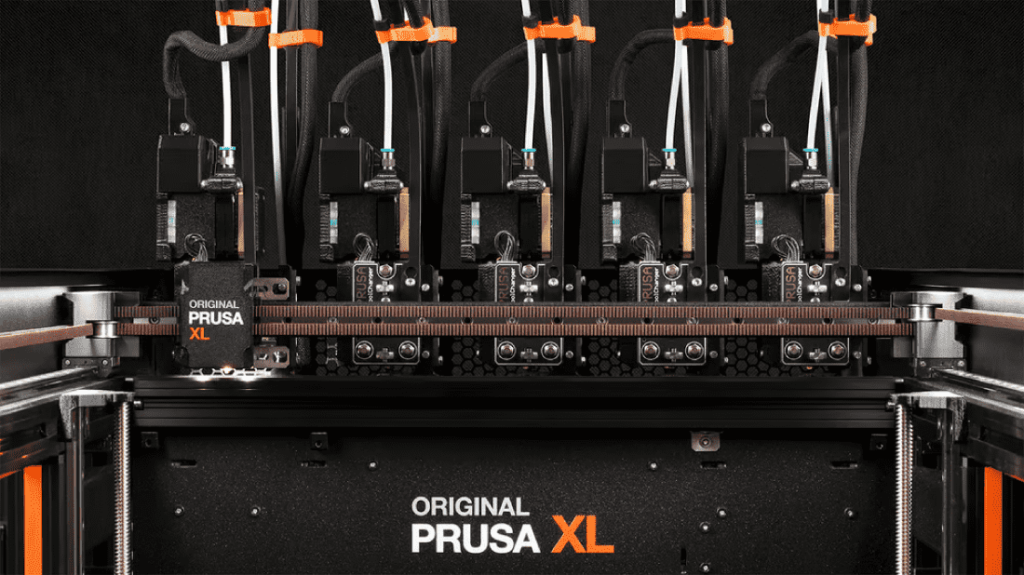 Original PRUSA XLは最大5つの自動ツールチェンジ機能を搭載